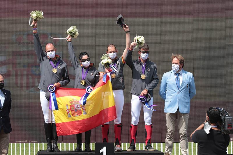 EL EQUIPO ESPAÑOL, CAMPEÓN DEL MUNDO DE RAID